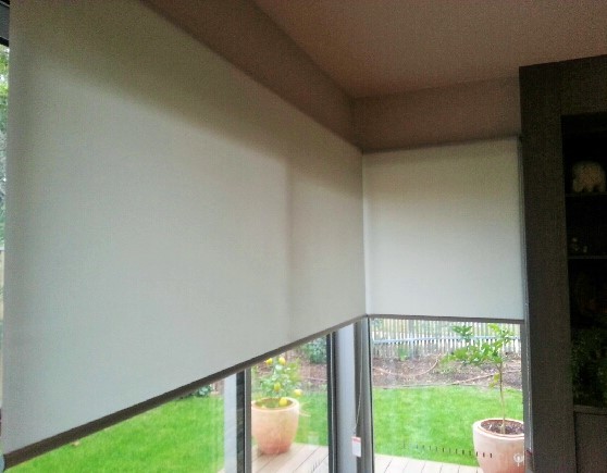 Dual Roller Blinds on Dual Brackets