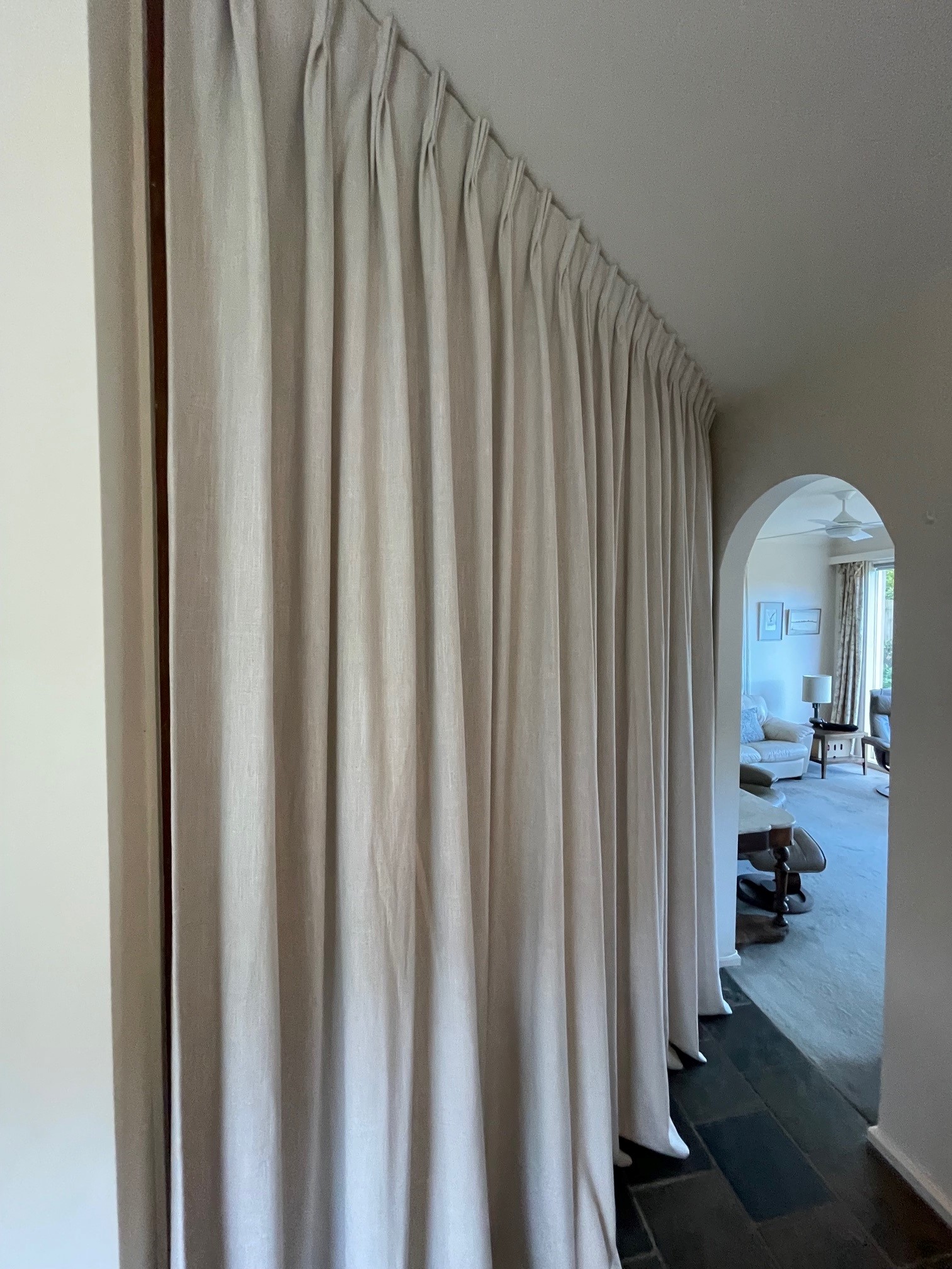 curtains 207